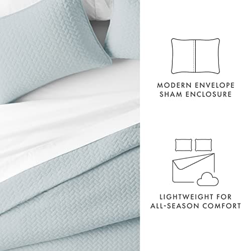 Pale Blue Quilt Twin Size Bed Set - Lightweight & Machine Washable - includes Coverlet and One Pillow Sham